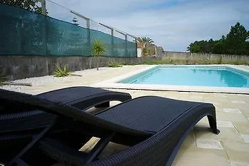 佩德拉诺布雷之家酒店 Nadadouro