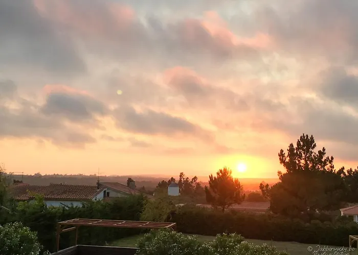 佩德拉诺布雷之家酒店 住宿加早餐酒店